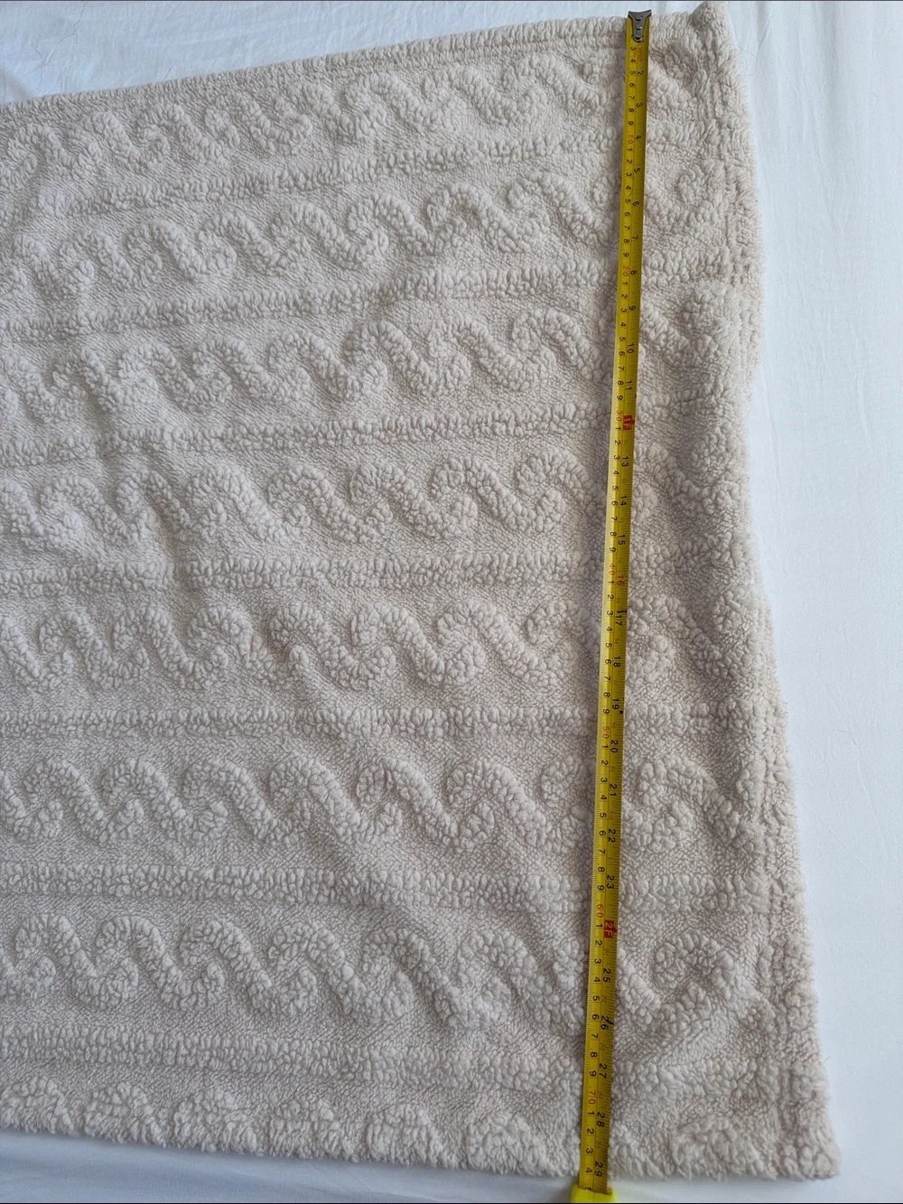 Baby textured blanket for crib